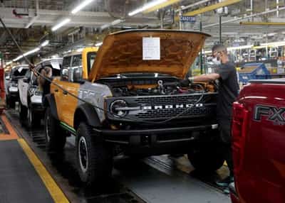 Image for Strained supply chains keep U.S. producer prices hot