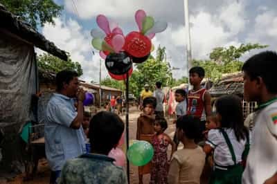 Image for In world’s largest refugee camps, Rohingya mobilise to fight in Myanmar