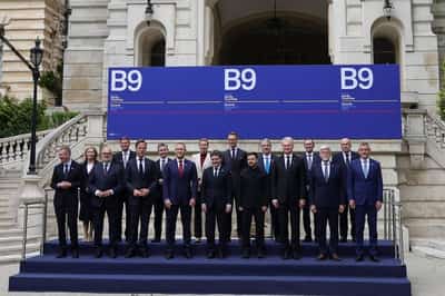 Image for Russian airspace breaches show need to boost NATO eastern flank air defence, say leaders