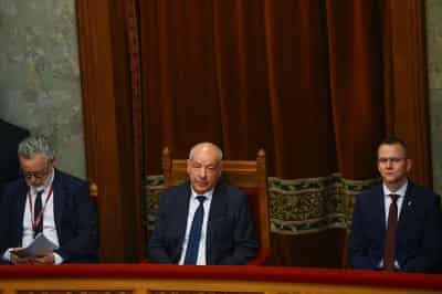 Image for Hungary parliament passes law to oust president in Magyar's power shake-up