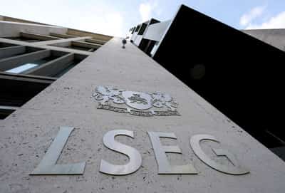 Image for UK's FTSE 100 touches new peak as HSBC shines
