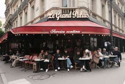 Image for French services sector shrinks in May at fastest pace since late 2020, PMI shows