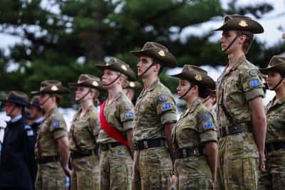 Image for Australia, New Zealand honour military in Anzac Day memorial services