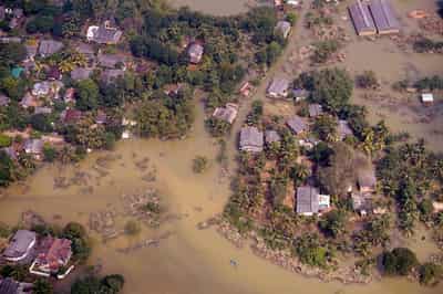 Image for Russia sends aid to Sri Lanka after devastating cyclone