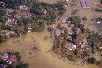 Image for Russia sends aid to Sri Lanka after devastating cyclone
