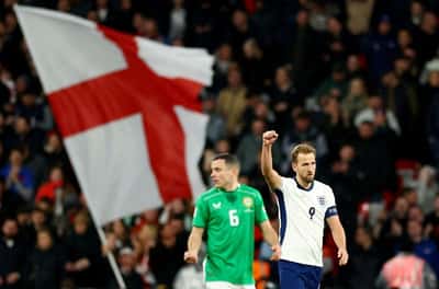 Image for Soccer-England's World Cup puzzle: Promise, dependence on Kane, search for identity