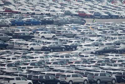 Image for Trump tariff whiplash pushes more automakers to scrap profit guidance