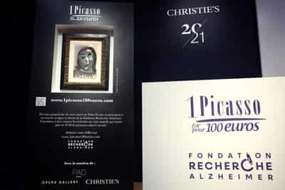 Image for Frenchman scoops up 1 million euro Picasso painting in Paris raffle