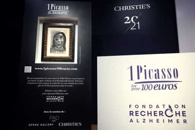 Image for Frenchman scoops up 1 million euro Picasso painting in Paris raffle