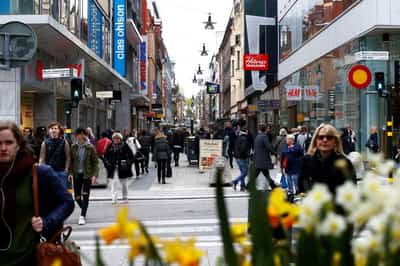 Image for Swedish flash inflation below forecast, strengthens rate cut hopes