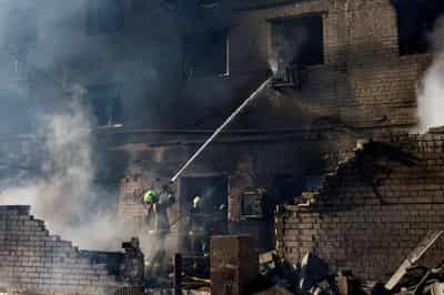 Image for Four killed in Russian air attack on Kyiv region, officials say