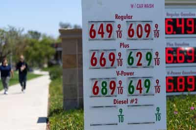 Image for Oil prices rise as fragile US-Iran talks sustain supply worries