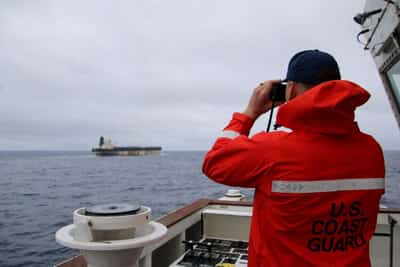 Image for Trading houses beat US majors to first deals for Venezuelan oil