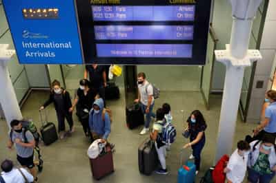 Image for Vaccinated Britons arriving from &#8216;amber list&#8217; nations to avoid quarantine -media