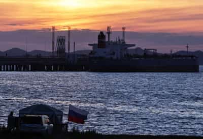 Image for Oil set to end turbulent 2022 modestly higher