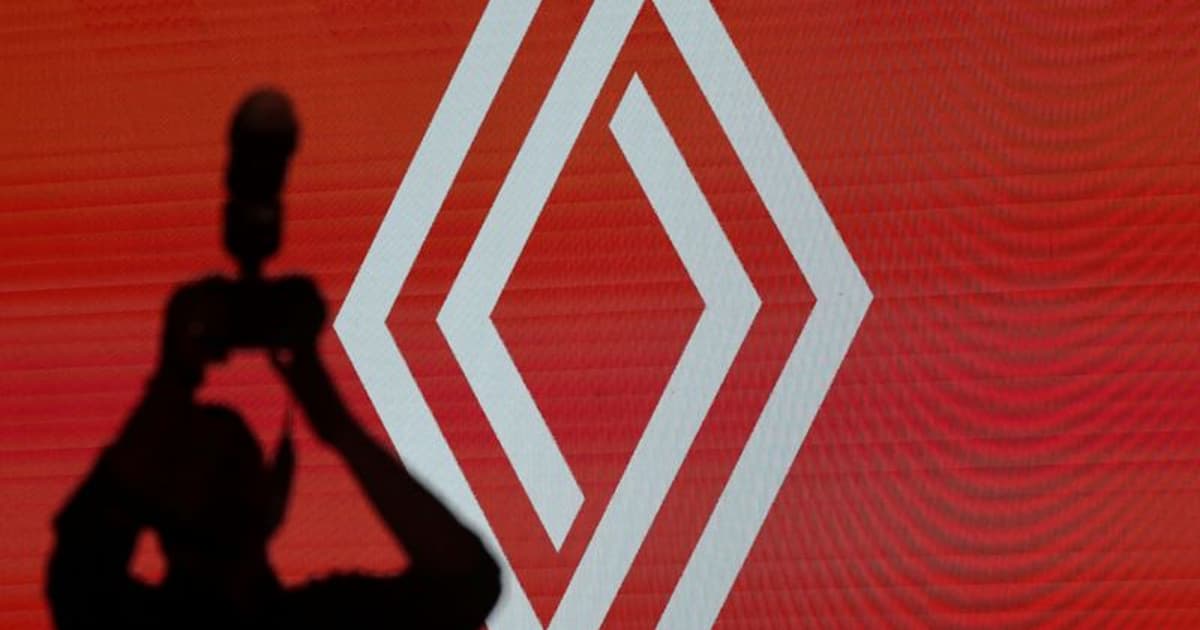Renault suspends its production plans in Spain over union dispute