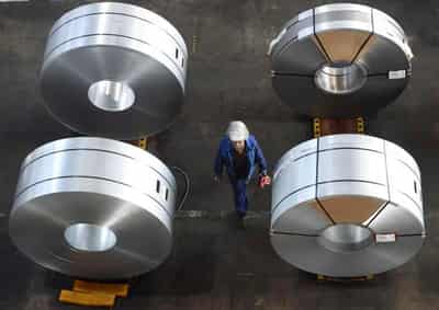 Image for German industrial output falls more than expected in March