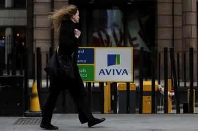 Image for Aviva tops earning forecasts on home, motor insurance price rises