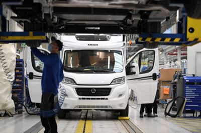 Image for Worsening euro zone business downturn reignites recession fears