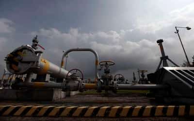 Image for Czechs seeing stable flow of Russian gas but wary of a drop or halt