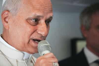 Image for Pope Leo decries migrants being treated 'worse than house pets'