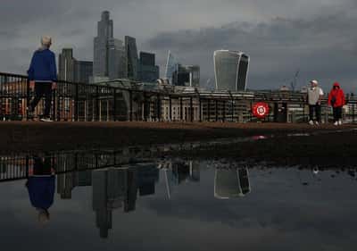 Image for UK minimum wage to rise by 3.9% to £13.20, Times reports