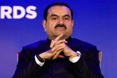 Image for US judge dismisses criminal case against Indian billionaire Adani