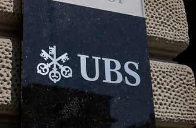 Image for UBS also considering external CEO candidates, Bloomberg News reports