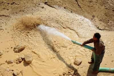 Image for EU trade chief to meet China's Wang to discuss rare earths