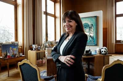 Image for Exclusive-Olympics-Paris has a lot to gain from hosting the Games, says mayor
