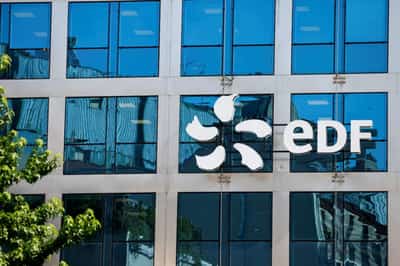 Image for French unions unanimously sign wage agreement with EDF, company says