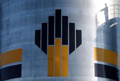 Image for Exclusive – Some banks stop credit for oil imports by Rosneft-owned India refiner Nayara – sources
