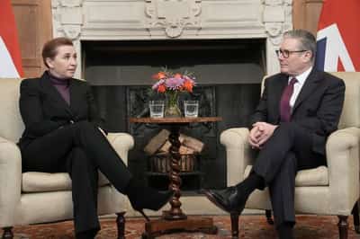 Image for UK's Starmer welcomes Trump move to drop Greenland tariff threat