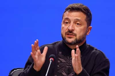 Image for Ukraine's Zelenskiy sees window for U.S. mediation until summer 2027