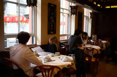Image for UK restaurant bookings soar as indoor dining restarts