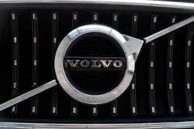 Image for Diesel tweaks help truckmakers hit EU climate targets
