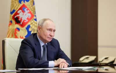 Image for Putin signals key rate cuts as his central banker is on sick leave