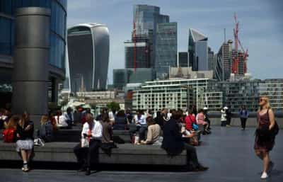 Image for Analysis: Global investment banking faces tougher times after blockbuster year
