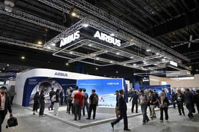Image for Supply chain chaos becomes aviation's 'new norm' as demand hits records