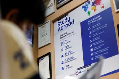 Image for Indian students cool on 'American Dream' as EU opens its doors