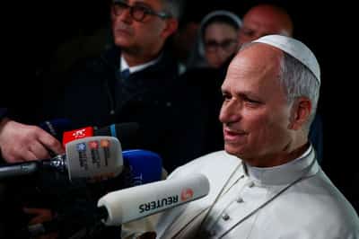 Image for Pope Leo praises Iran war ceasefire after criticizing Trump threat