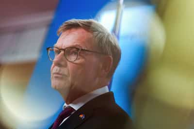 Image for Germany eyes fresh start with Hungary as foreign minister makes first visit since Orban ouster