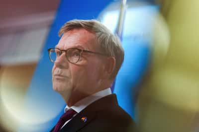 Image for Germany eyes fresh start with Hungary as foreign minister makes first visit since Orban ouster