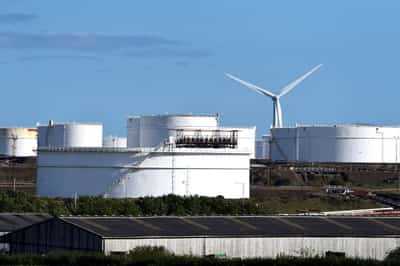 Image for UK faces emerging gas supply risks as demand falls slowly, energy operator warns