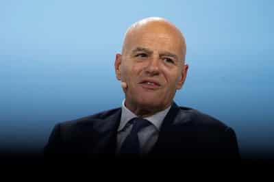 Image for Proxy firm urges Eni shareholders to reject CEO pay boost