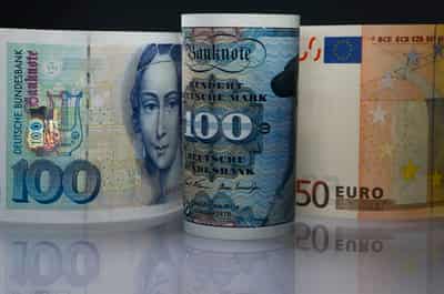 Image for EU exec to push for EU bonds to be included in indexes to boost euro role