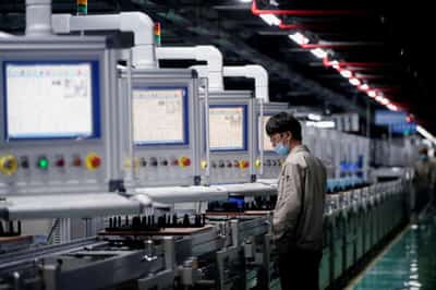 Image for China&#8217;s factory activity contracts for first time since April 2020