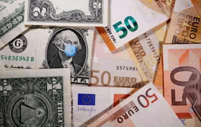 Image for Climbing dollar pauses for breath ahead of ECB