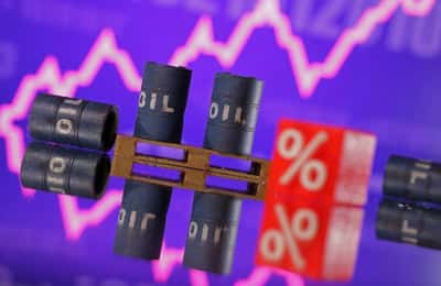 Image for Morning Bid: Bonds get a taste of oil's demand destruction