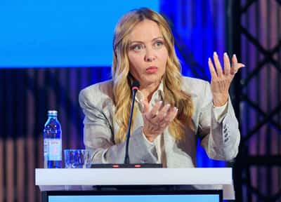 Image for Italy's political risks cloud debt reduction hopes amid bond turmoil